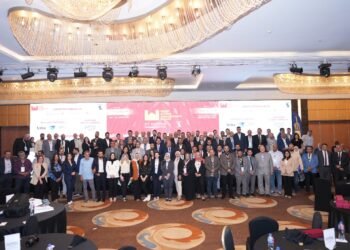 نائب وزير الإسكان يحث الشركات علي تحقيق مبادئ الاستدامة