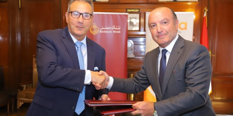 بنك مصر وشركة ايديتا يوقعان عقد قرض بمبلغ 990 مليون جنيه مصري