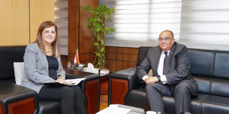 وزيرة التخطيط تبحث مع الدكتور محمود محي الدين  تطورات المبادرة الخضراء الذكية