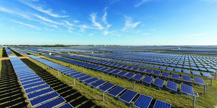 الصين تضيف 46 جيجا وات من الطاقة الشمسية بالربع الأول من 2024