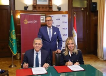 بنك مصر يوقع اتفاقية تعاون مع فيزا للتوسع في نشاط المدفوعات