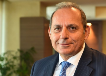 هشام عكاشة لـ”استدامة”: 44% نسبة المشروعات البيئية من محفظة التمويل المستدام بالبنك الأهلى