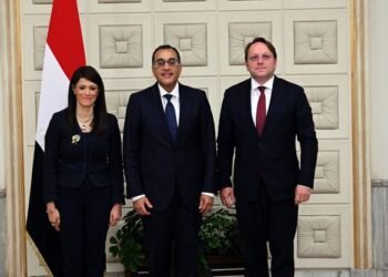 مصر توقع أربع اتفاقيات تمويلية بـ320 مليون دولار من الاتحاد الأوروبي