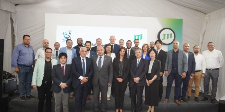 السفير الياباني بمصر يزور مصنع اليابان الدولية للتبغ JTI ويشيد بجهود الشركة لتمكين المرأة