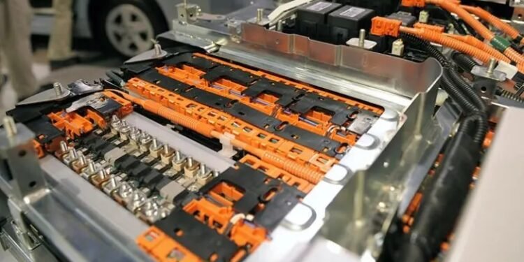 السعودية تخطط للحصول على الليثيوم في تشيلي لدعم سياراتها الكهربائية