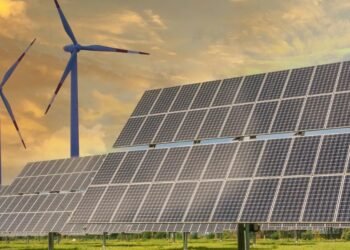 السعودية تطلق أكبر مشروع مسح جغرافي لمشاريع الطاقة المتجددة