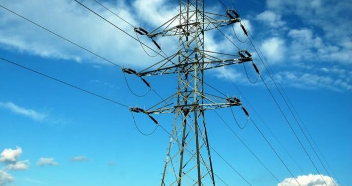 “القابضة للكهرباء” تقترض 51 مليار جنيه لخفض مديونيتها لدى وزارة البترول