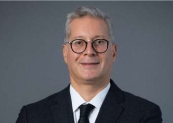 السيرة الذاتية لوزير البترول والثروة المعدنية المهندس كريم بدوي