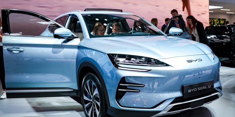 “بي واي دي” الصينية تخطط لبناء مصنع للسيارات الكهربائية بمليار دولار في تركيا