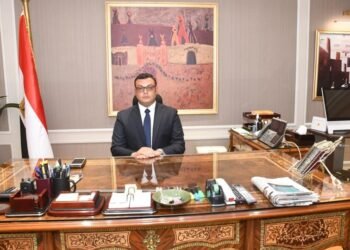 وزير الإسكان: نعمل على مدن الجيل الرابع ومبادرتي”سكن لكل المصريين” و”حياة كريمة”