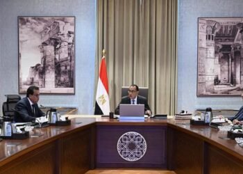 رئيس الوزراء يُتابع الموقف التنفيذي للمشروع القومي للاكتفاء الذاتي من مشتقات البلازما