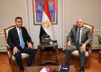 كامل الوزير: تنفيذ 7 ممرات لوجستية دولية و31 ميناء جاف ومنطقة لوجستية 