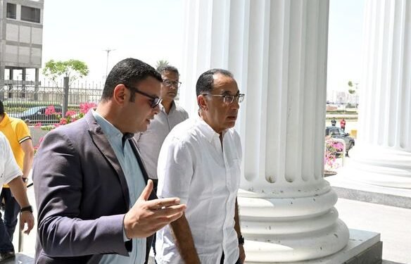 رئيس الوزراء يعلن تسليم أبراج مدينة العلمين 15 أغسطس