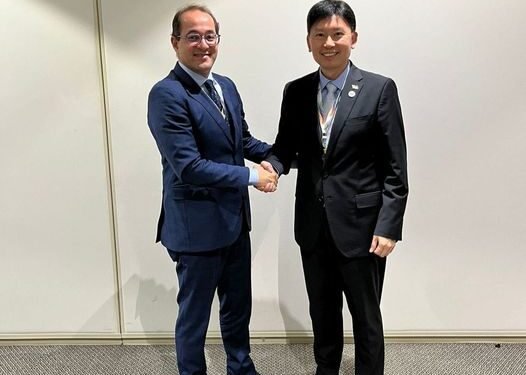 المالية: الموانئ البحرية والطاقة المتجددة مجالاً واعدًا للتعاون الاقتصادي مع سنغافورة