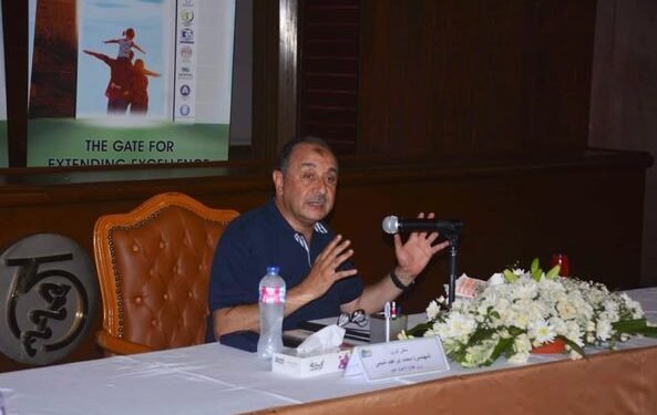 قطاع الأعمال العام: حريصون على النهوض بصناعة الدواء وتطوير نظم العمل وزيادة الإنتاج