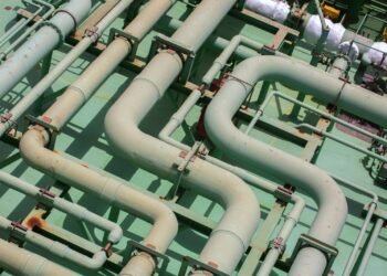 هل الغاز الطبيعي طاقة انتقالية أم فخ وقود أحفوري؟