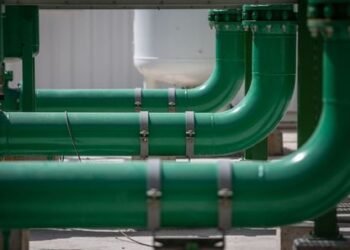 “فيرتيجلوب” تكشف شرط إتمام صفقة تصدير الأمونيا من مصر إلى أوروبا