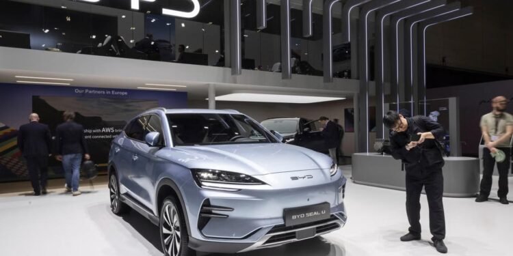 أقل من 20 شركة سيارات كهربائية صينية فقط ستكون رابحة بحلول 2030