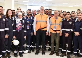 39 مليار دولار قيمة استثمارات وزارة البترول بالشراكة مع إيني الإيطالية