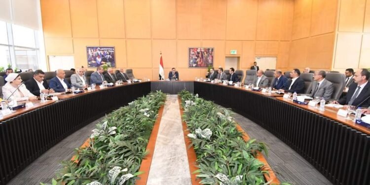 وزير الإسكان يصدر حزمة من التكليفات خلال لقائه برؤساء أجهزة المدن الجديدة