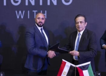 اوربن لينز توقع شراكة مع محرم باخوم لبناء برج ليفلز بالعاصمة الإدارية