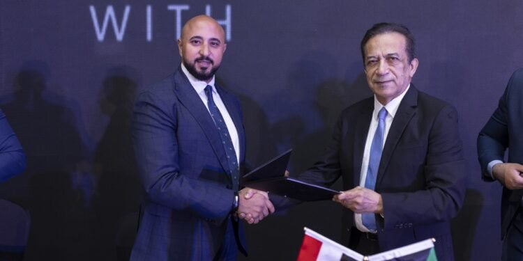 اوربن لينز توقع شراكة مع محرم باخوم لبناء برج ليفلز بالعاصمة الإدارية