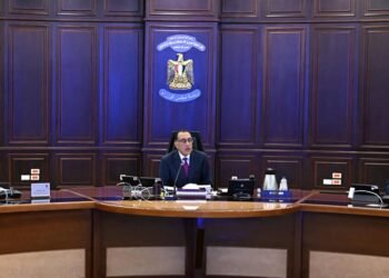 مدبولي: الحكومة ملتزمة بالعمل المتواصل على خفض معدل وأعباء الدين