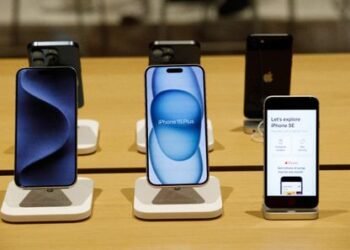 سوق الهواتف الذكية تنمو 6% بفضل الذكاء الاصطناعي وخصومات الأسعار