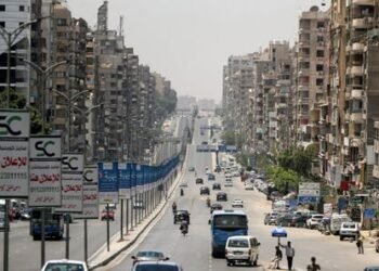 مصر تحدد “كوتا” استيراد السيارات عند 10 آلاف شهرياً