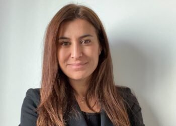 إنتيسا سان باولو تعلن تعيين باولا بابانيكولاو كرئيس جديد لقطاع البنوك الدولية