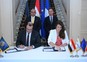 الرقابة المالية توقع مذكرة تفاهم مع الوكالة الفرنسية للتنمية لتعزيز التمويل المستدام