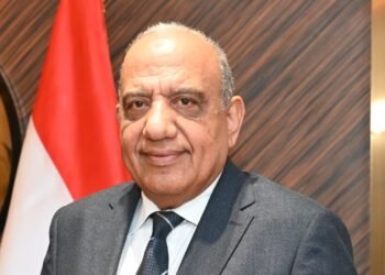 السيرة الذاتية لوزير الكهرباء الجديد الدكتور محمود عصمت