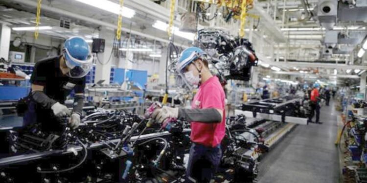 الصناعة تطرح 1124 قطعة أرض صناعية جديدة من خلال المنصة الرقمية بـ14 محافظة