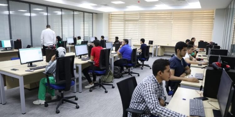 التعليم العالي: 76 ألف طالب يسجلون في تنسيق المرحلة الأولى للقبول بالجامعات