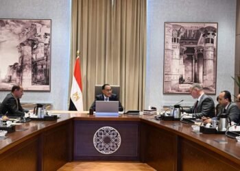 تطبيق إجراءات تحفيزية لزيادة إنتاج البترول والغاز الطبيعي… قريبًا