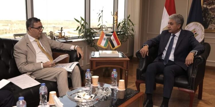 ⁠وزير السياحة يستقبل سفير الهند بالقاهرة لبحث التعاون المشترك