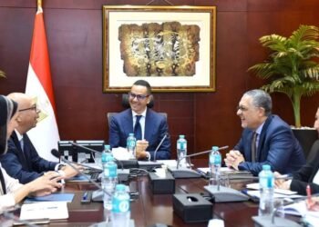 سان جوبان العالمية تعتزم ضخ استثمارات جديدة بقيمة 300  مليون يورو بمصر