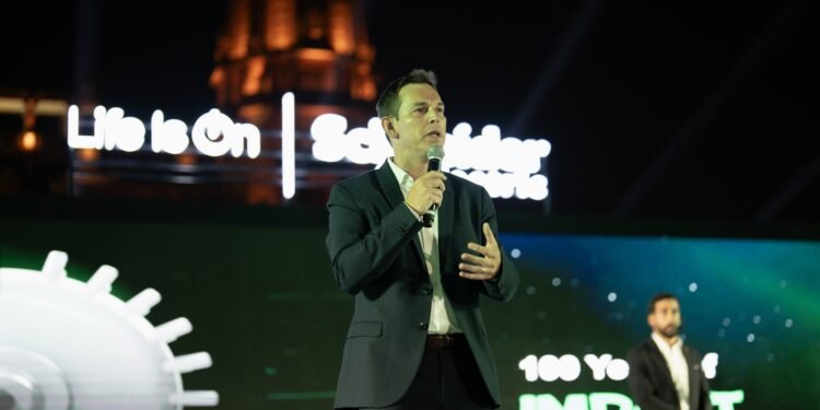 شنايدر إلكتريك تحتفل بمرور 100 عام على منتج “الكونتاكتور” وتستعرض دوره في تعزيز الاستدامة 