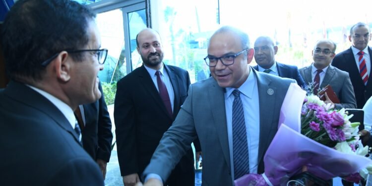 السيرة الذاتية للدكتور محمد فريد رئيس الهيئة العامة للرقابة المالية