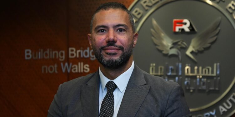 رئيس الوزراء يصدر قرارًا بتعيين محمد صبري مساعدًا لرئيس الهيئة العامة للرقابة المالية