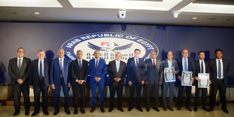 الرقابة المالية: تنفيذ 3 عمليات تداول على شهادات الخفض في أول سوق للكربون الطوعي