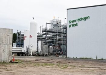 رغم أهميته.. لماذا لا يشتري أحد الهيدروجين الأخضر؟