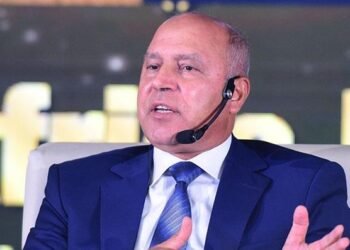 الصناعة تقرر عدم إغلاق أي منشأة صناعية إلا بموافقة حكومية