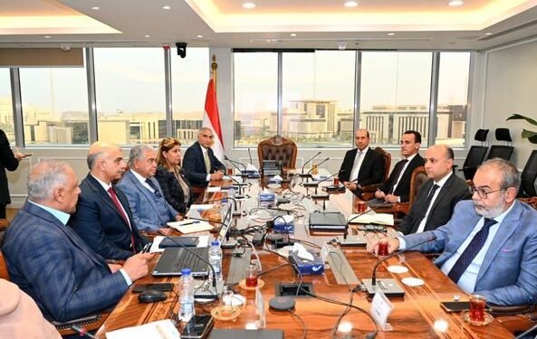 وزير الإسكان: يتم تنفيذ “حديقة تلال الفسطاط” على مساحة 500 فدان