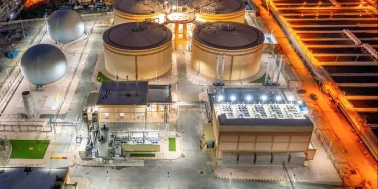 نائب وزير الإسكان يتابع تقديم خدمات الصرف الصحي بمحافظة الإسكندرية