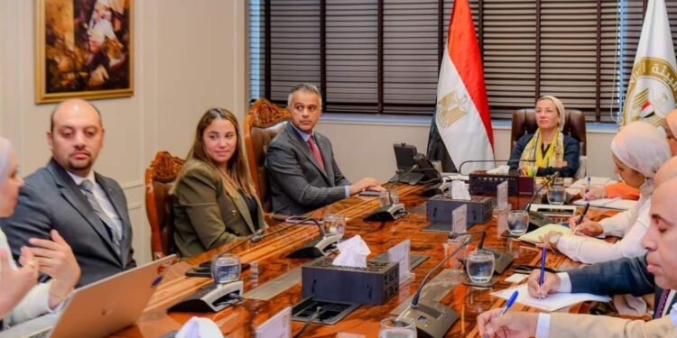 وزيرة البيئة تشارك فى إطلاق النسخة الثانية من برنامج شباب القادة YLF