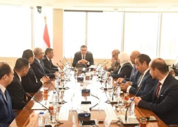 وزير الإسكان يضع خطة تفصيلية لطرح الأراضي والوحدات السكنية حتى عام 2030