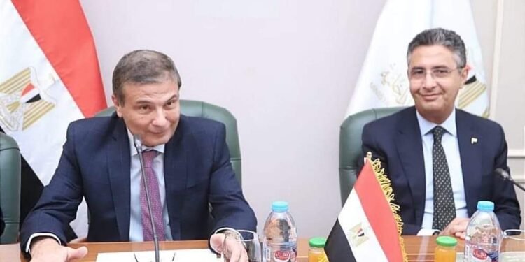 وزيرا الزراعة والتموين يطلقا مبادرة لتخفيض أسعار البيض وطرحه ب 150 جنيه