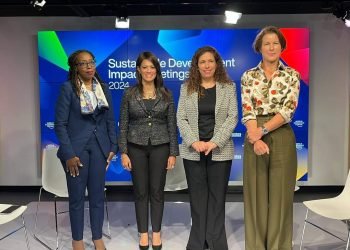 وزيرة التخطيط ضرورة التوصل إلى حلول مبتكرة لتعزيز استثمارات القطاع الخاص في مجال الاستدامة