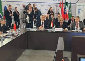 وزير الكهرباء إصدار قانون جديد لحوافز مشاريع إنتاج الهيدروجين الأخضر ومشتقاته